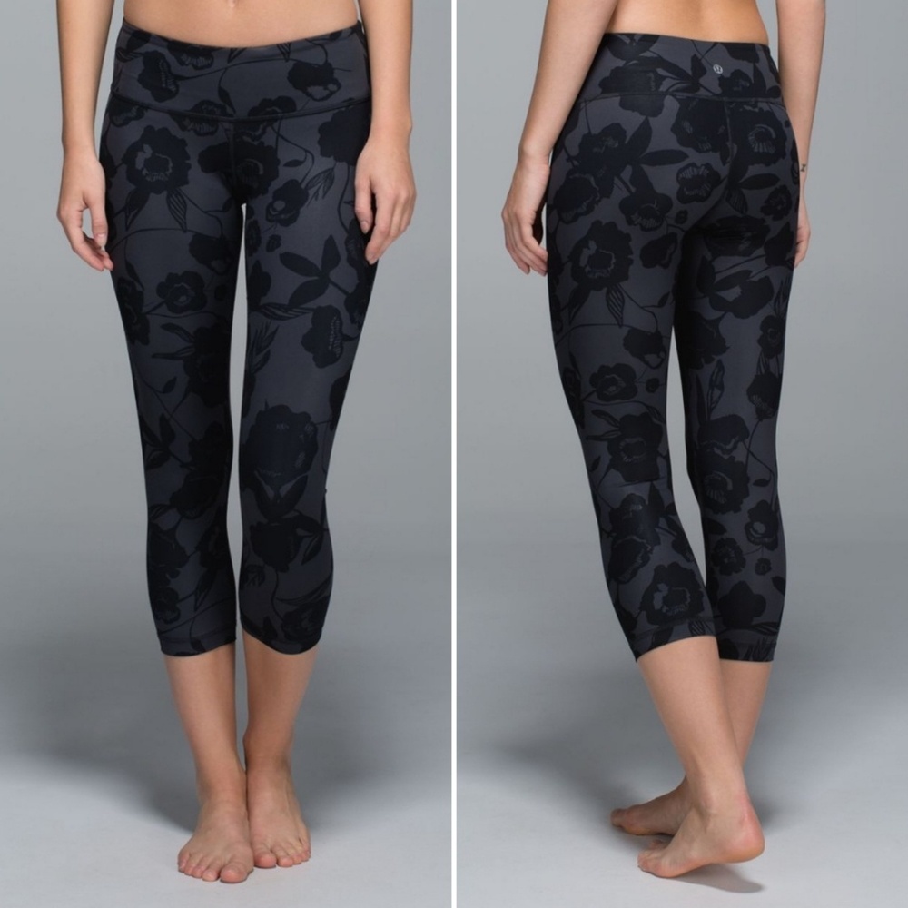 Lululemon | Wunder Under II Crop | Inky Floral 10